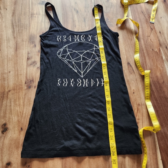 💥Sale💥 Divided black Diamond reflection Witchy Goth tank top,size S - Picture 7 of 9